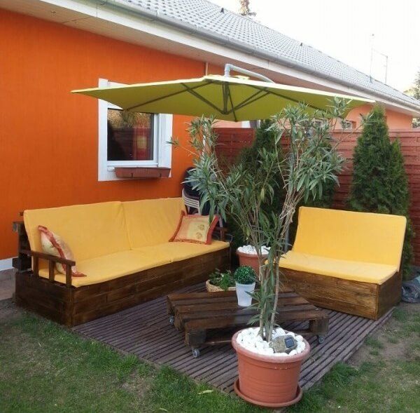 diy-pallet-outdoor-furniture (1)