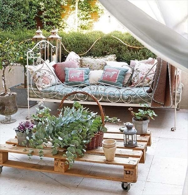 diy-pallet-outdoor-furniture (2)