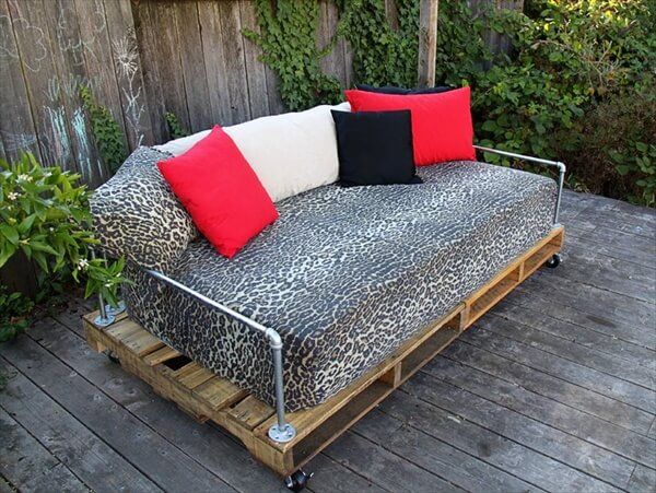 outdoor-pallet-furniture (2)