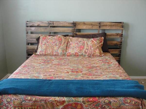 headboard out of pallet