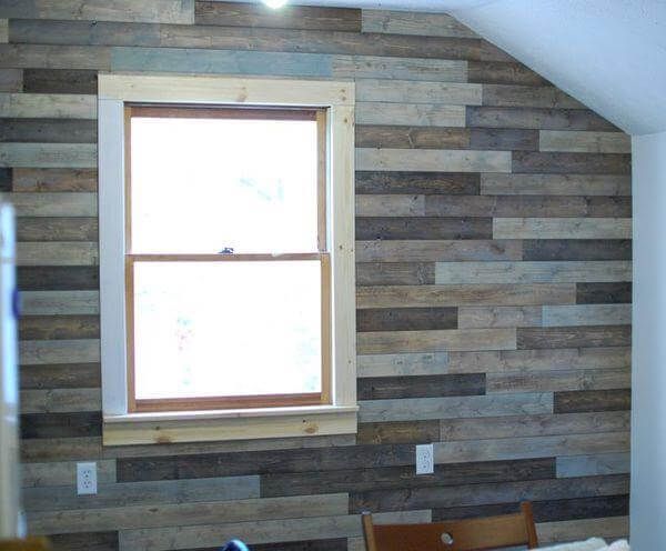 recycled pallet wall 