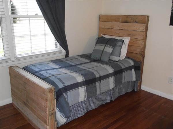 Pallet deals bed twin