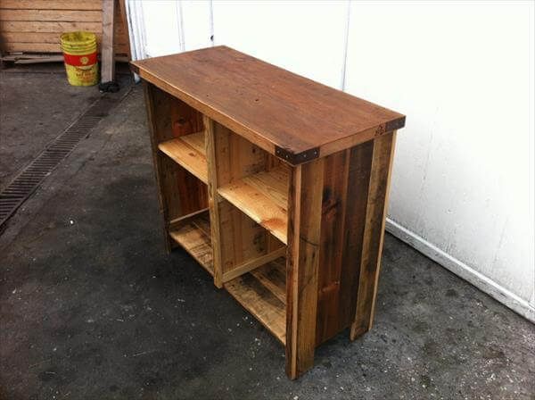 regained pallet wood table
