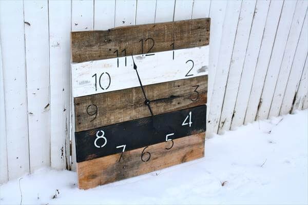 upcycled pallet clock