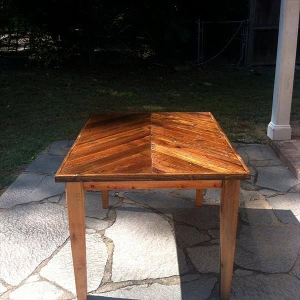 upcycled pallet dining table