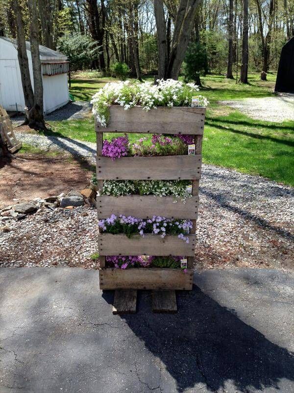 recycled pallet planter