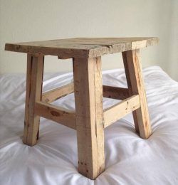 recycled pallet stool