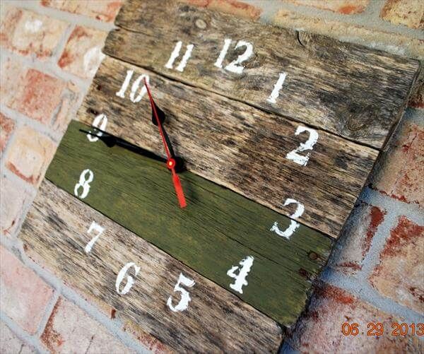 recycled pallet clock
