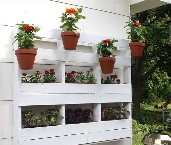 recycled pallet garden