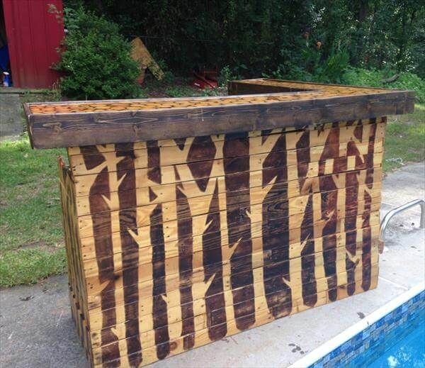 recycled pallet reception desk