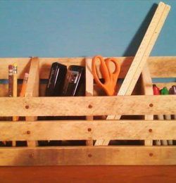 upcycled pallet wood caddy