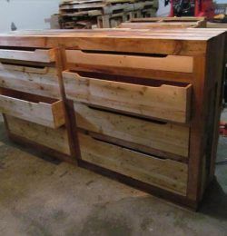 recycled pallet dresser