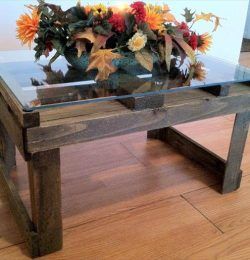 recycled pallet coffee table with glass top