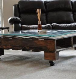recycled pallet coffee table with casters