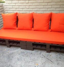 recycled pallet sofa with cushion