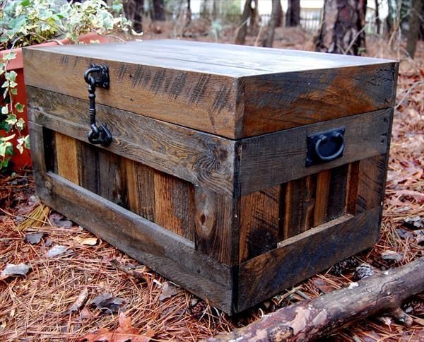 pallet wood chest