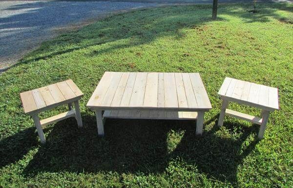 diy pallet patio coffee table with 2 side tables