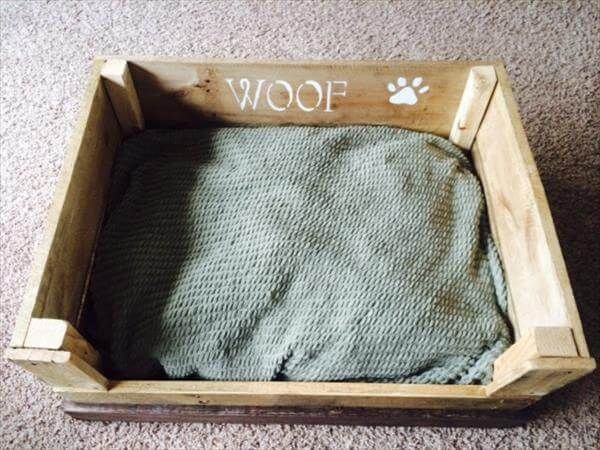 recycled pallet dog bed