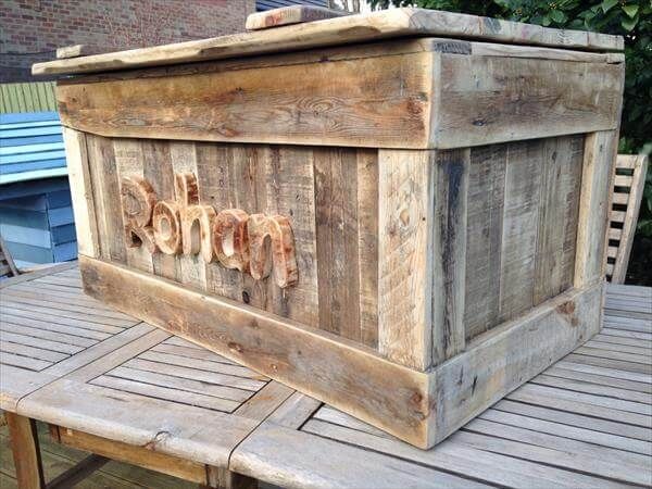 reclaimed  pallet chest with name letters