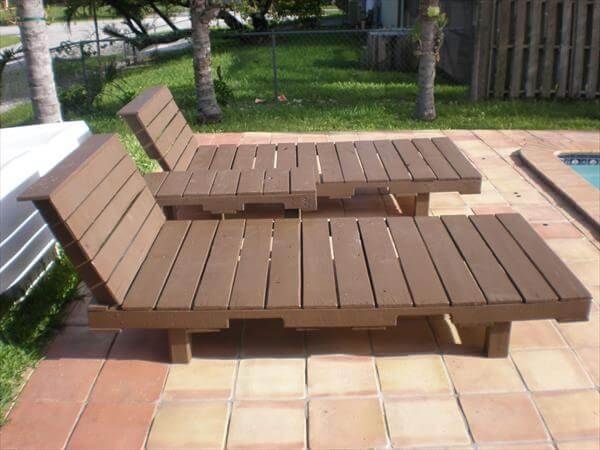 reclaimed pallet outdoor loungers
