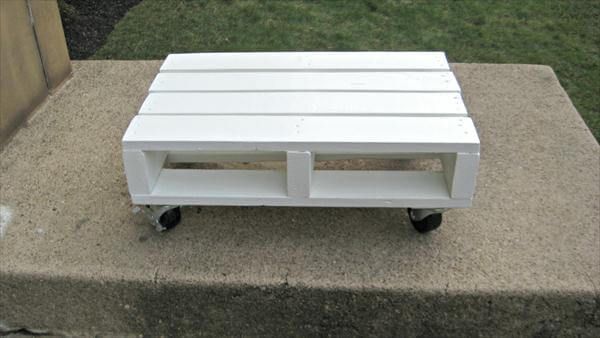 reclaimed white pallet coffee table with wheels