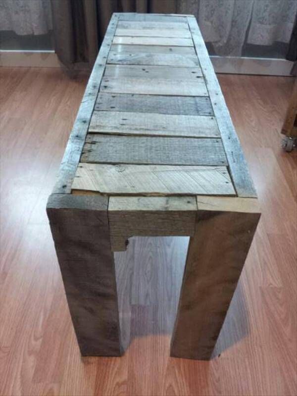 repurposed pallet sturdy entryway bench