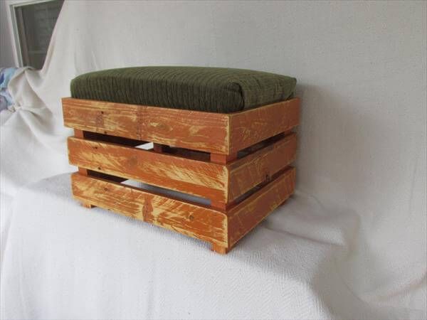 diy padded pallet ottoman and footstool
