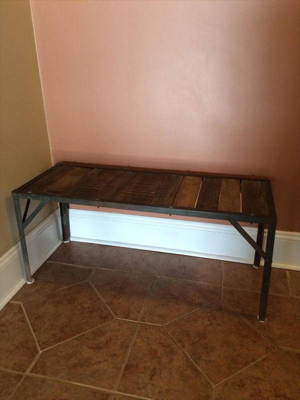 recycled pallet coffee table with metal base