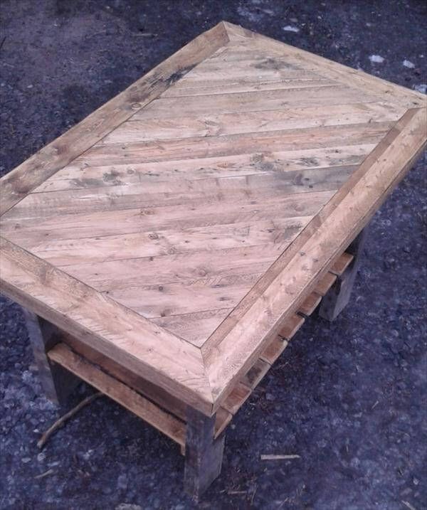 recycled pallet wood coffee table