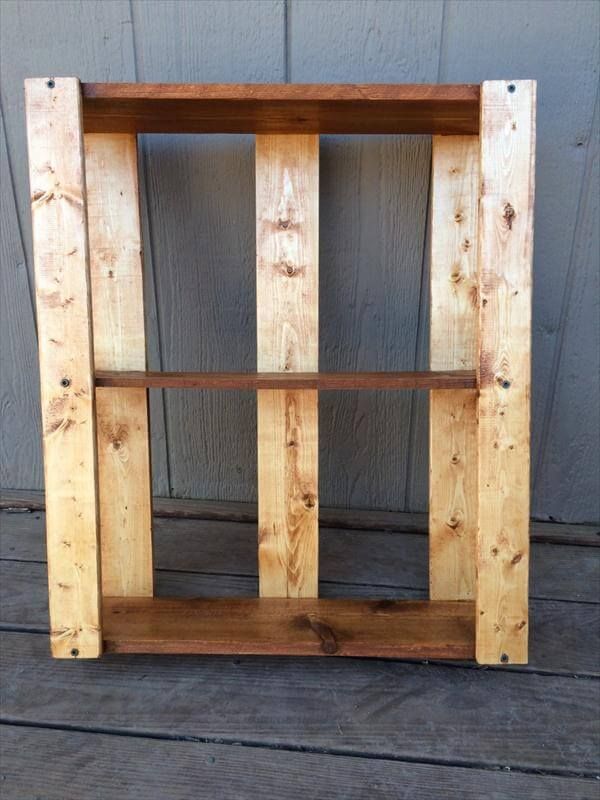 recycled pallet art style shelving