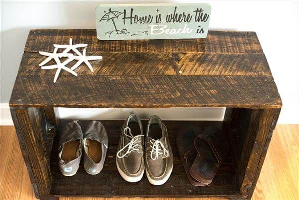 recycled pallet mudroom bench and shoes rack