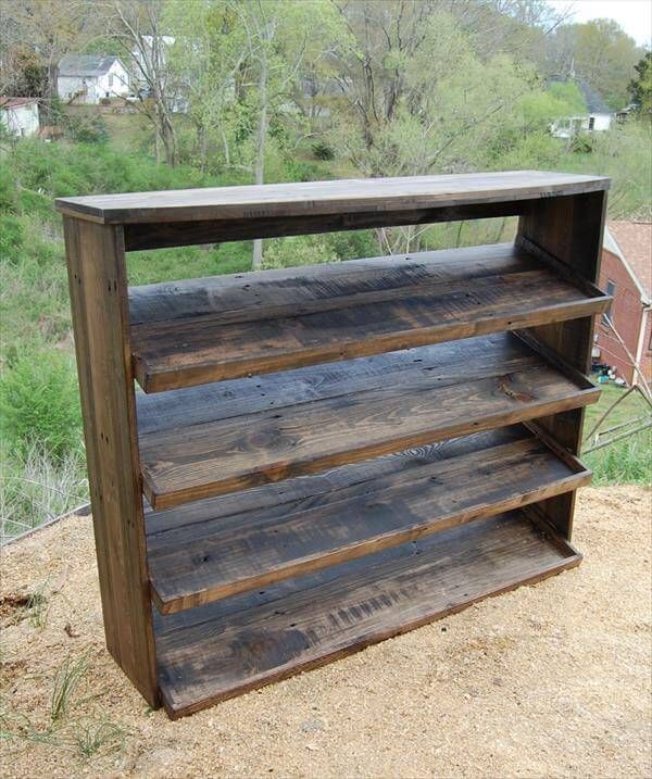 shoes rack made of pallets