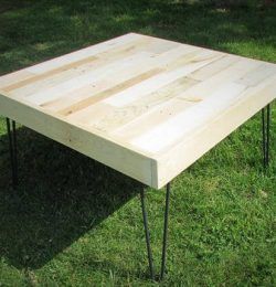 diy pallet coffee table with metal hairpin legs