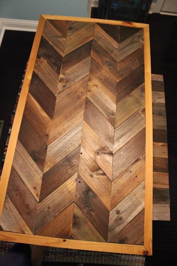 Reclaimed pallet chevron patterned table and bench