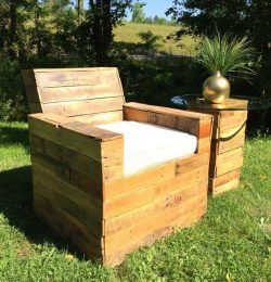 upcycled pallet beefy outdoor chair