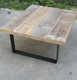 Handmade pallet coffee table with steel legs