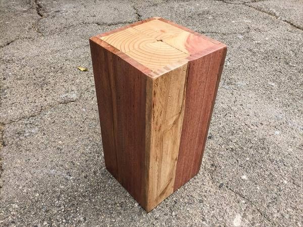 Reclaimed pallet small in size side table