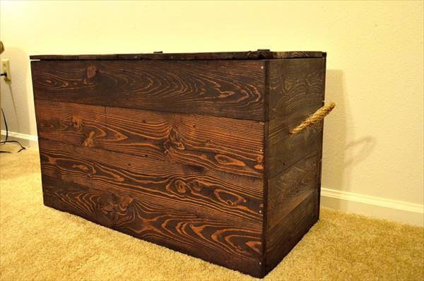 recycled pallet rustic chest