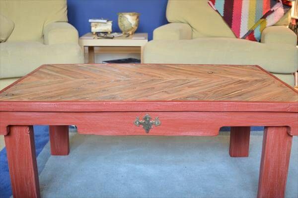 dual toned wooden pallet coffee table
