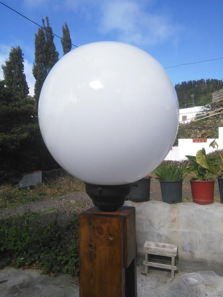 upcycled wooden pallet light globe