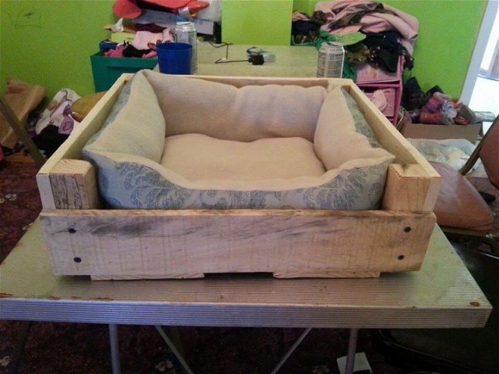 Wood Pallet Pet Bed / Dog Bed