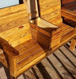 diy pallet joined chairs