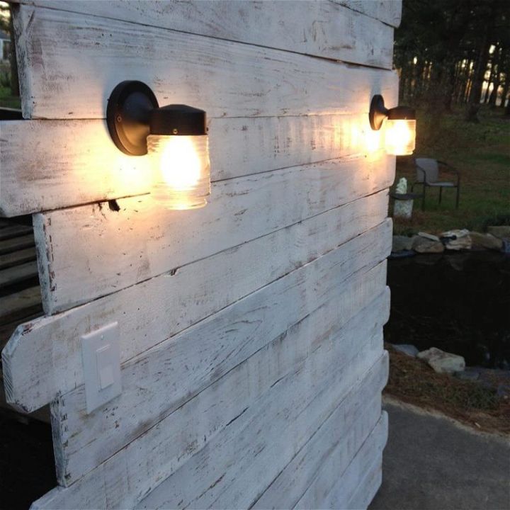 White Pallet Headboard with Lights