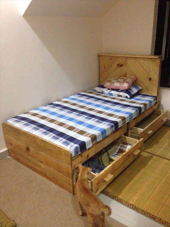 handcrafted pallet toddler bed