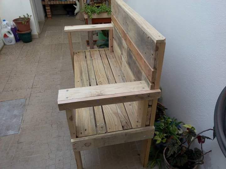 rustic pallet bench