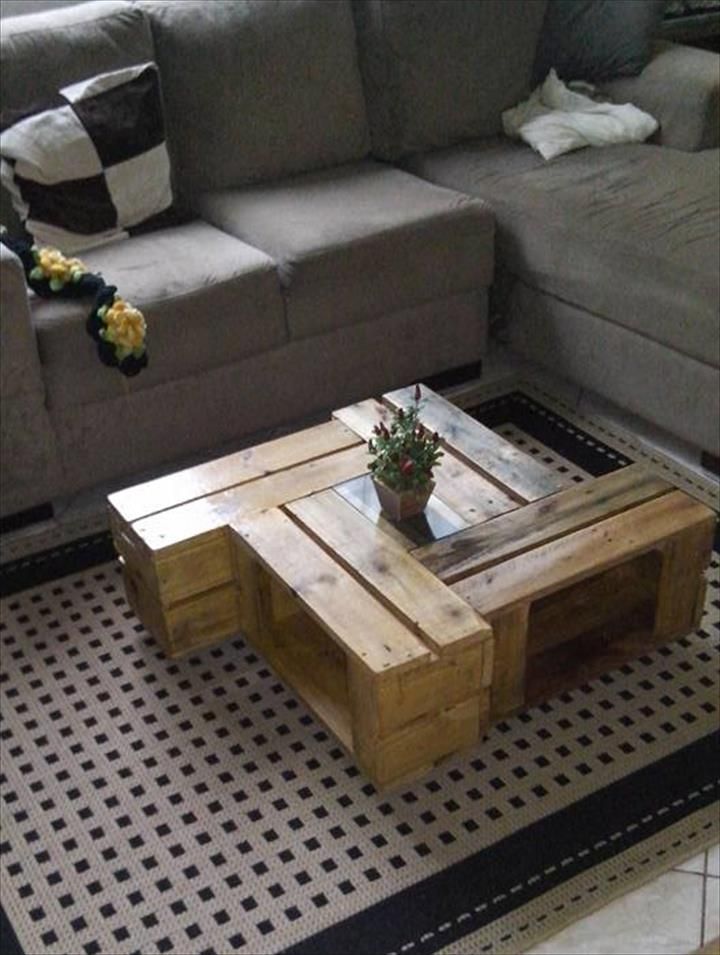 low-cost rustic pallet pinwheel style coffee table