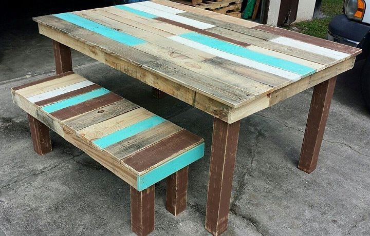 diy pallet dining table with a matching bench