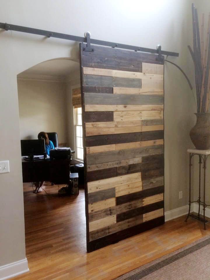recycled pallet sliding gate