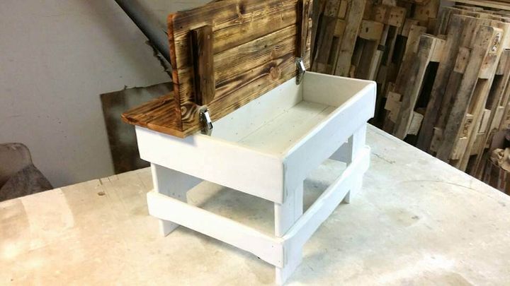 custom pallet mini table with storage