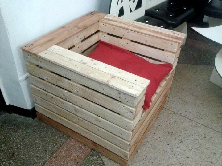 custom block style pallet chair with red cushion